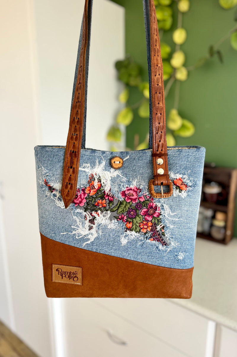 Ramble Folk Signature Bag